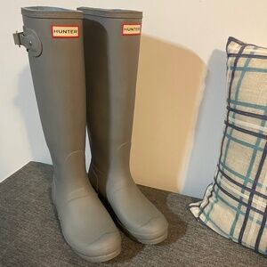 Hunter Tall Wellies Rain Boots